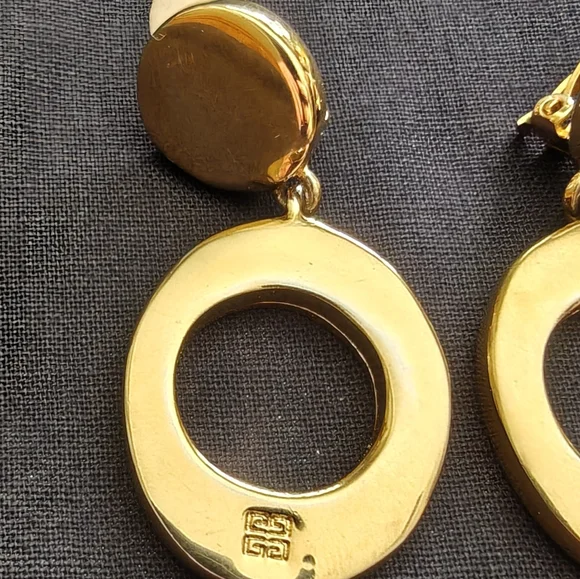 🐢 Authentic Givenchy Gold Doorknocker Clip On Earrings - Picture 5 of 15